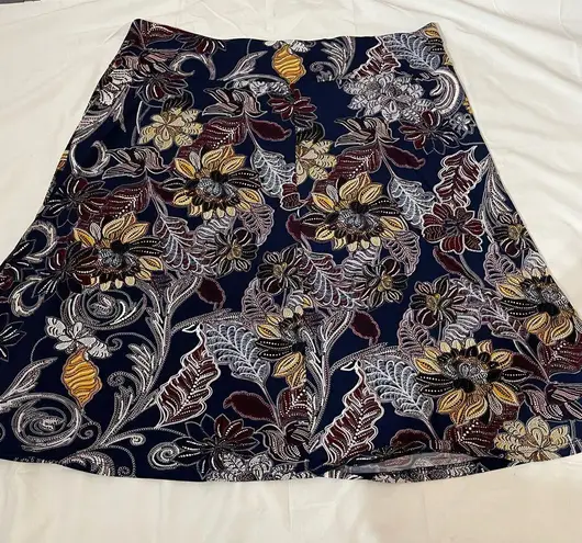 Roz & Ali Gold A-Line Skirt Knee-Length Casual, multicolor floral, size 1x.