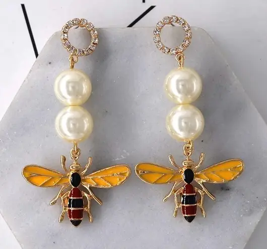 Elegant Pearl Bee Drop Earrings | Gold Enamel Insect Jewelry Vintage Style NWT Yellow