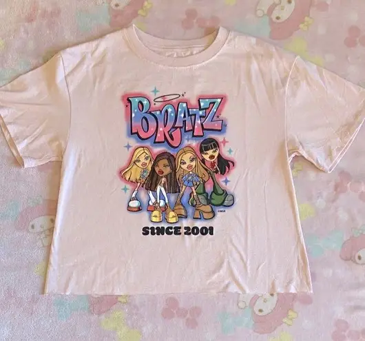 Bratz Cropped tee (NEW) M Pink Size M