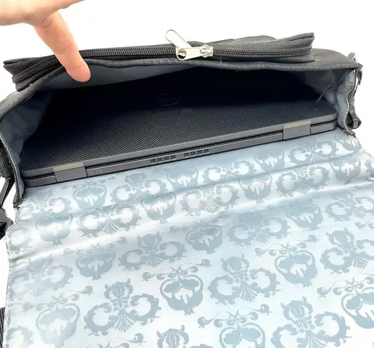Travel portfolio messenger / laptop bag