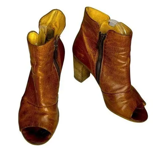 Paul Green Soft Leather Peep Toe Heeled Booties
