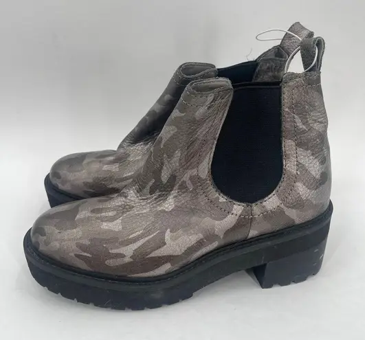 LINEA PAOLO Tate Boots Size 8.5 Metallic Camo Silver Lug Sole Black Stretch NEW