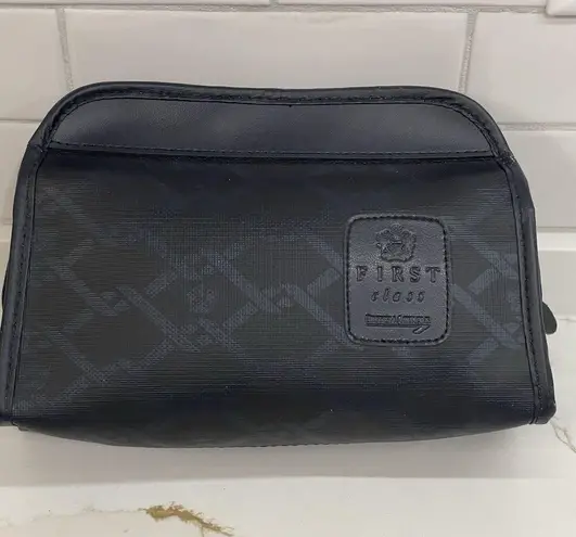 Vintage British Airways First Class Amenities Bag Zipper Black Blue Socks Mask