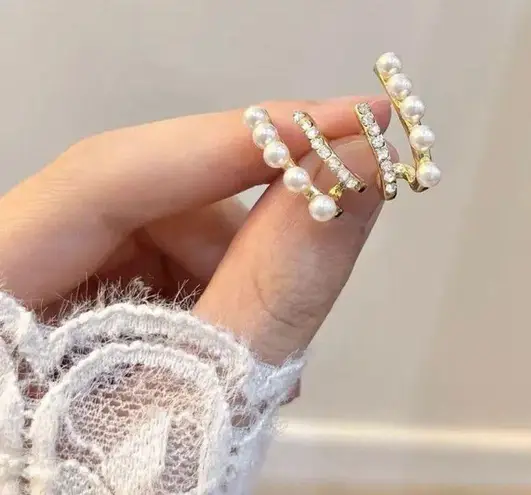 Double layer pearl zircon earrings 2023 new trendy simple cold unique earrings Silver