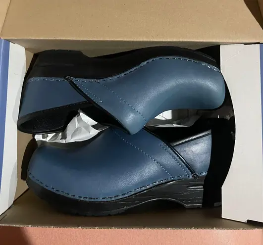 Dansko Professional Latigo Color Sky Clog Size 39