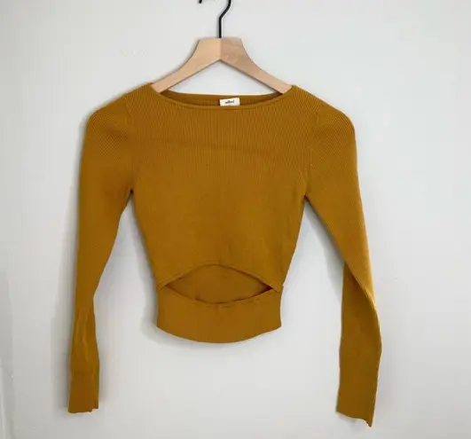 Wilfred Yacine Cut Out Ribbed Knit Top