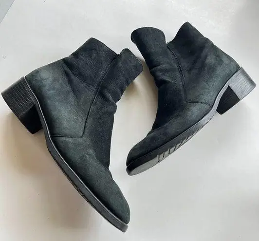 Munro BLACK SUEDE HEELED ANKLE BOOTS WOMENS SIZE 9
