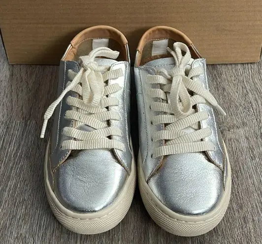 Soludos Silver Ibiza Leather Sneakers Size 5.5
