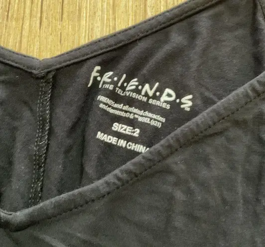 Friends Tv Series Women Black Size 2 (L/XL) Sleepwear Top Flowy Character Name