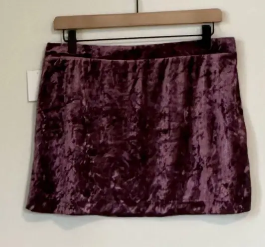 Abound NEW  by Nordstrom Velvet Pull-on Mini Skirt with Slit - Large