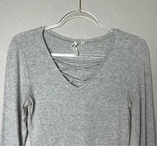 Cable & Gauge Light Heather Gray Ribbed Long Sleeve Tee Size M