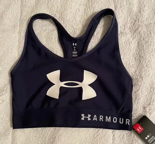 Under Armour  Heat Gear Keyhole back mid impact bra