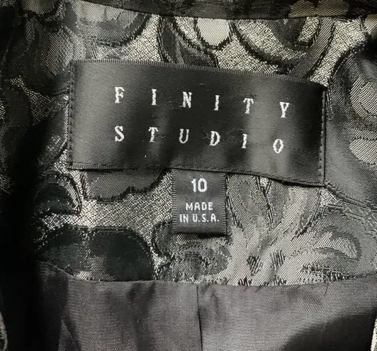 Vintage Finity Studio Gray & Black Floral Silky Blazer 10