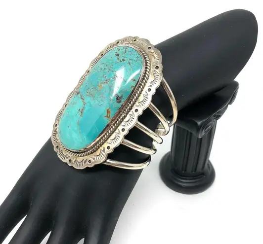 Sterling Silver NAVAJO turquoise cuff, 112.7g