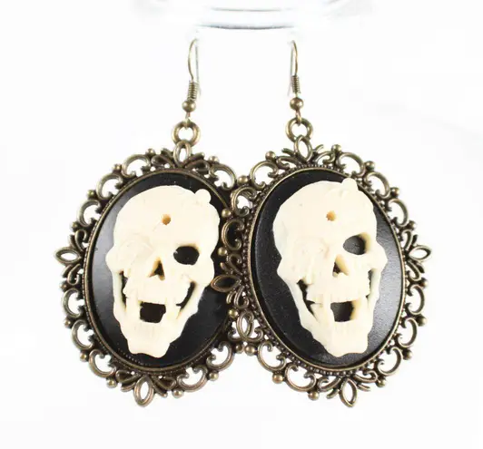 Skull Steampunk Gothic Victorian Cameo Earrings – XLRG, Bronze Tone Metal Brown
