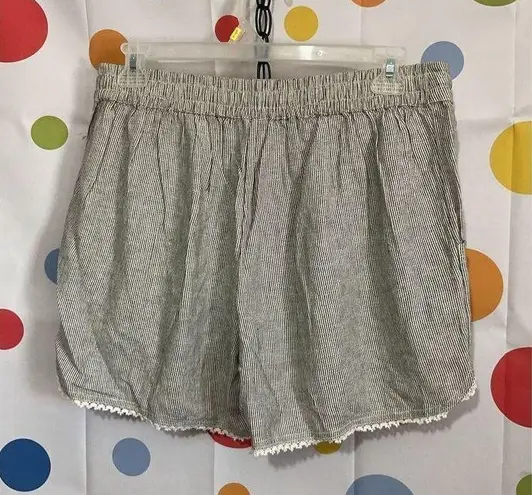 Caslon NEW Size Large Pinstriped Shorts Linen Blend 🌿💕