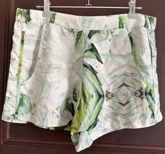 Townsen | Silk Watercolor Grasshopper Green Shorts | Size Large