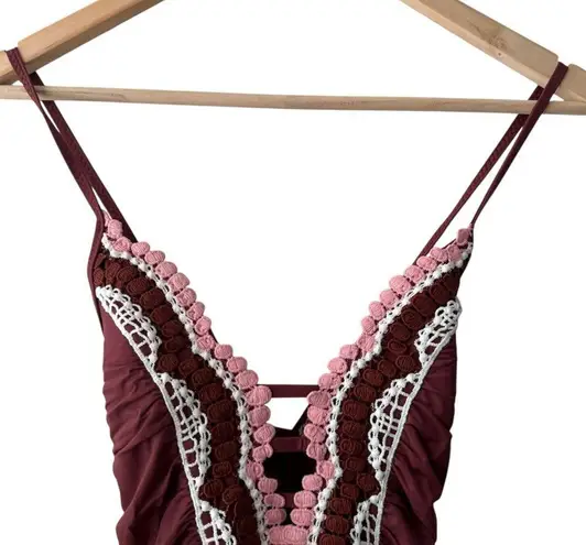 BECCA by Rebecca virtue Becca Delilah Brown Plunge Neck Crochet One Piece Swimsuit Size Small