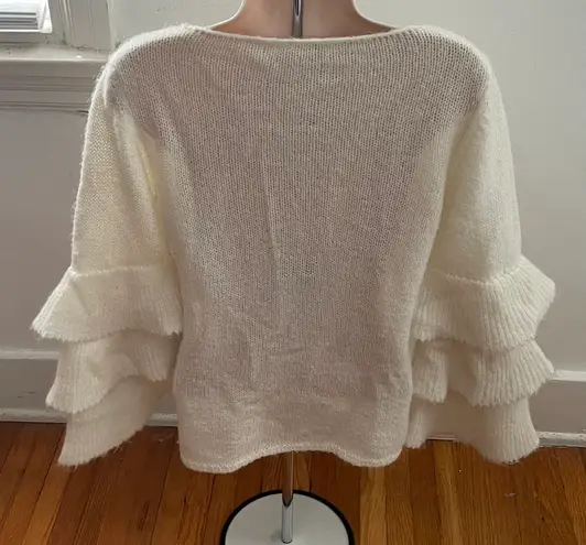 Gio & Gio. White Wool and Mohair Blend Tiered Sleeve Sweater, size S Made in Italy