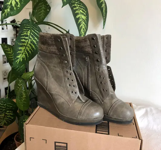 Target Grey Wedge Calf Tie Up Boots