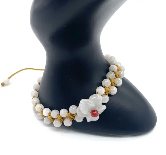 Jade Flower Elegant Bracelet Gold