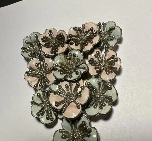 True Vintage Single Dress Clip Flowers Please Read