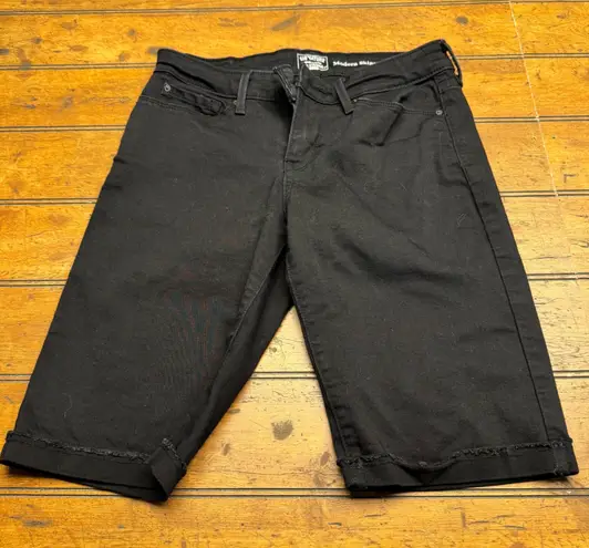 Signature by Levi Strauss Gold Modern Skinny Shorts Black Women Size 6 W28