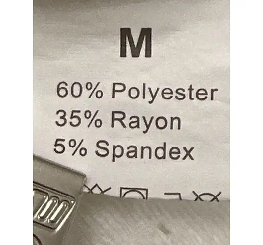 Medium White Sleeveless V Neck Top Eyelet Pattern Polyester Rayon Spandex Blend Size undefined