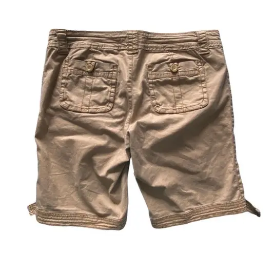 Paris Blues Beige Bermuda Shorts Size 13