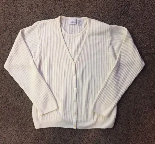 Villager Cream Cardigan Sweater Sz L Gently Used