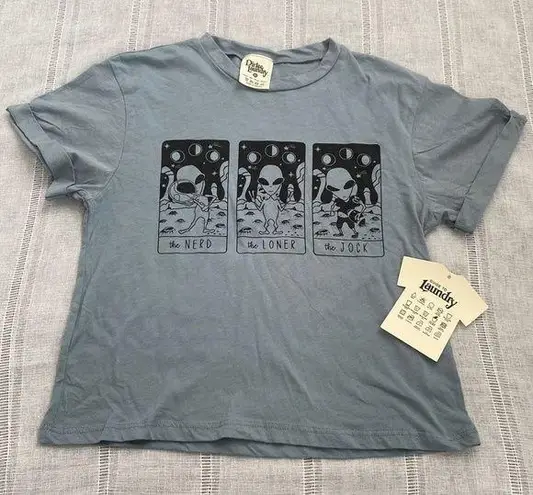 NWT Dirtee Laundry soft blue alien graphic t