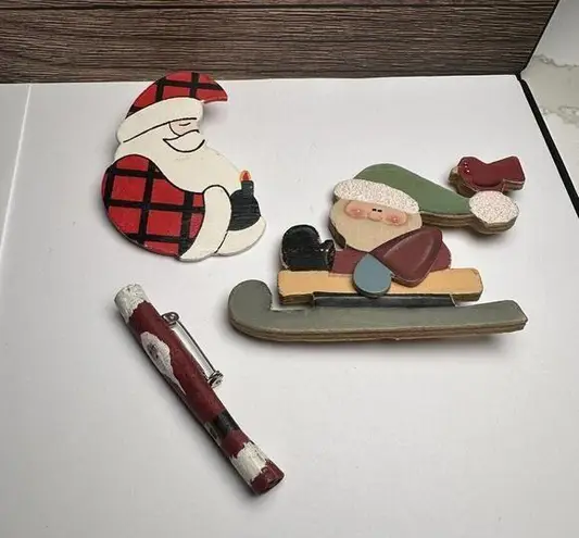 Santa Claus Christmas Holiday Brooch Pin Lot Of 3 Wood / Cinnamon Stick