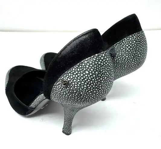 Giorgio Armani couture d’Orsay heels, made in Italy, size 37.5