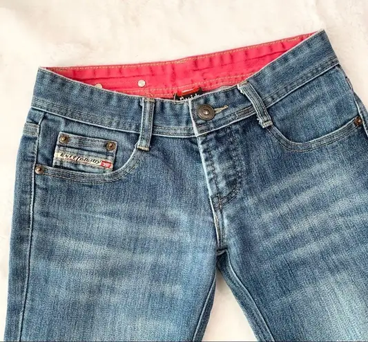 EXIT Medium Wash Denim Bermuda Jean Shorts Size 25