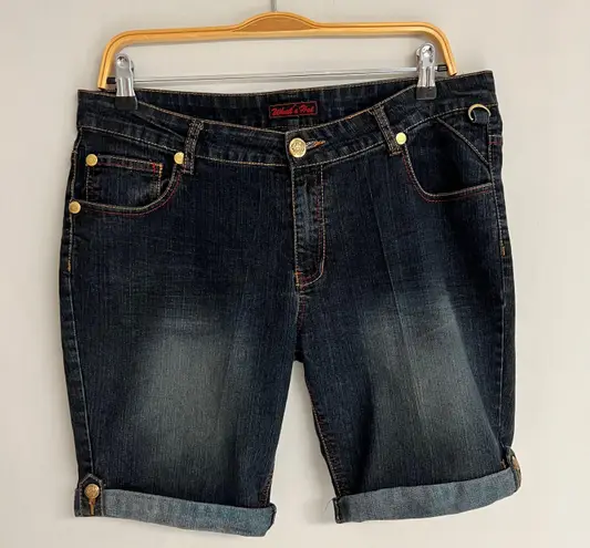 What’s Hot Bermuda Shorts Jean