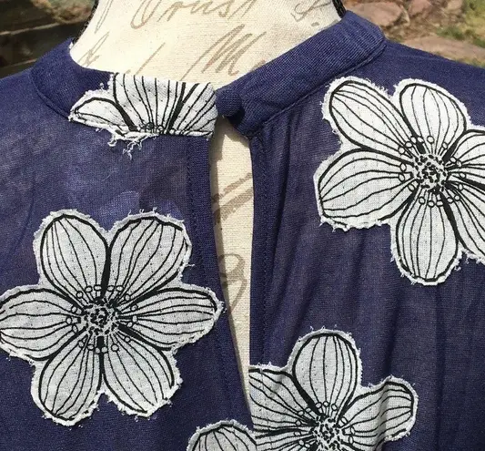 Sadie and Sage Blue White Floral Swing Dress or Top