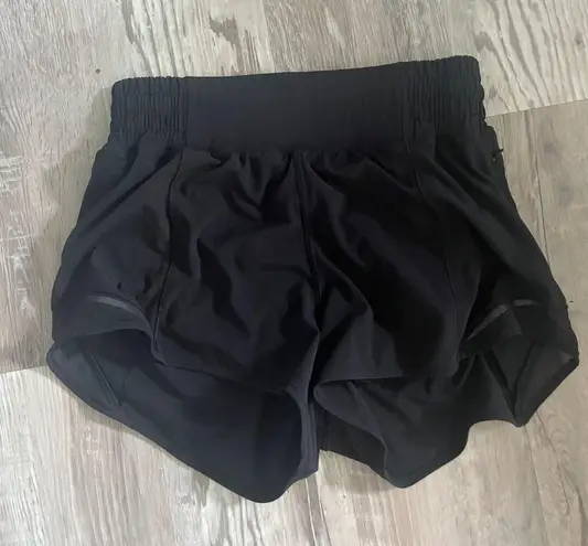 Lululemon Hotty Hot Short High-Rise 2.5”