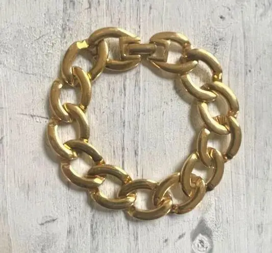 Monet  gold tone link bracelet