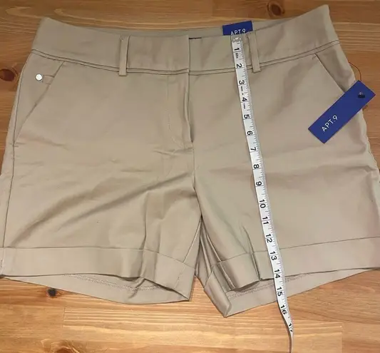 Apt. 9 NWT  Mid Rise Shorts - size 14