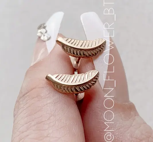 Rose Gold Feather Flat Back Earrings Pink