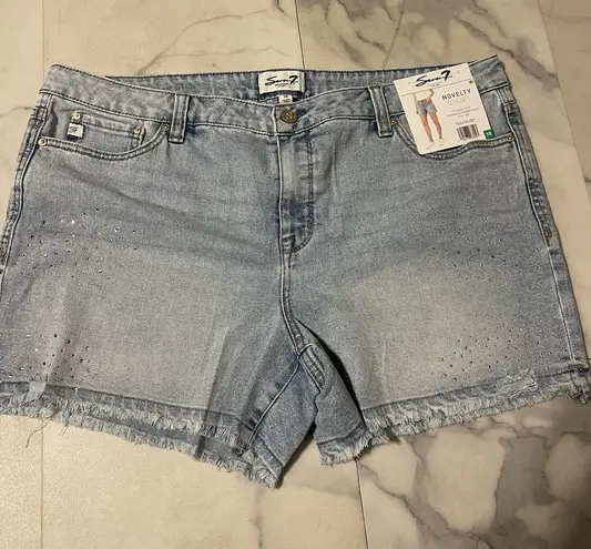 Seven7 Novelty womens jean shorts Size 18 G0146