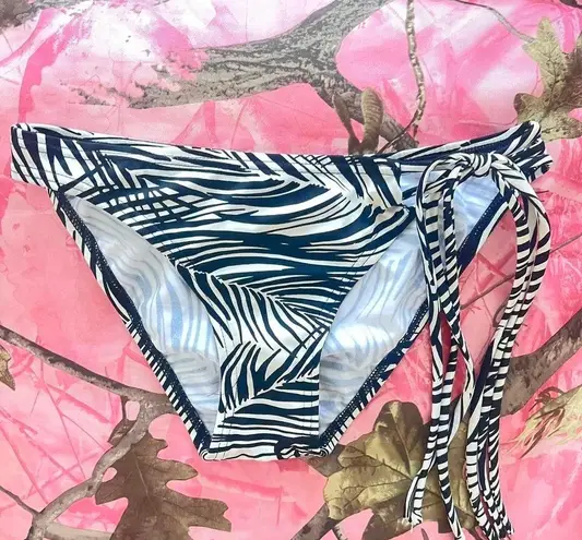 BCBGMAXAZRIA y2k vintage bcbg zebra print bikini bottoms