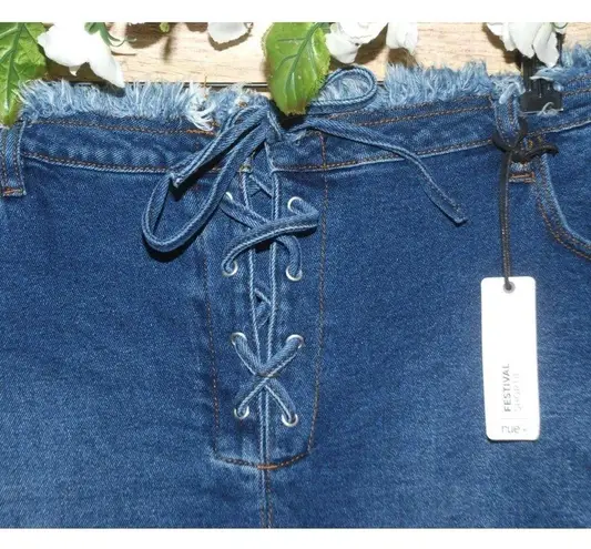 NWT Rue + High Rise Festival Shortie Jean Shorts Size 20 Lace Front Raw Edge Hem Blue