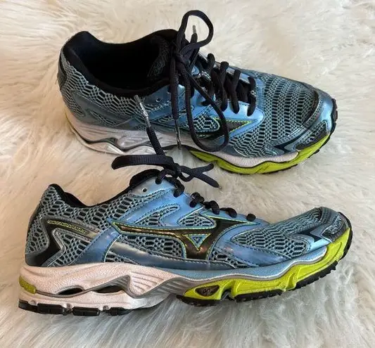 Mizuno Sneakers Nirvana 8 Running Shoes Sneakers size W8 Blue Black