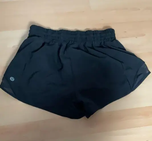 Lululemon Hotty Hot Shorts 4”