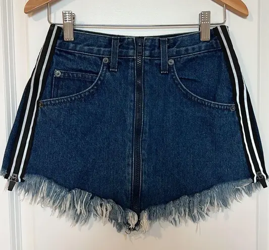 Carmar Beatrice Zip Front Denim Jean Skirt Reflective Stripes Raw Hem Size 25 Blue