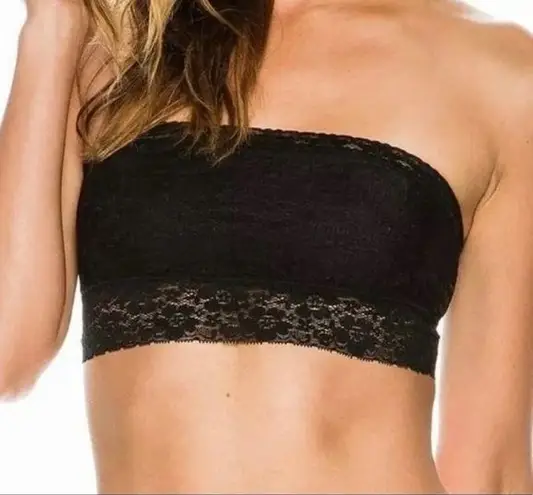 Free People  Black Scallop Lace Bandeau NWT Size Large