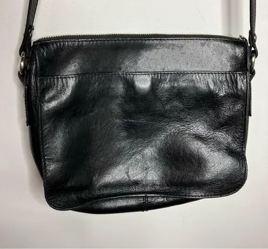 Patricia Nash  Nazaire top zip crossbody bag black leather medium size