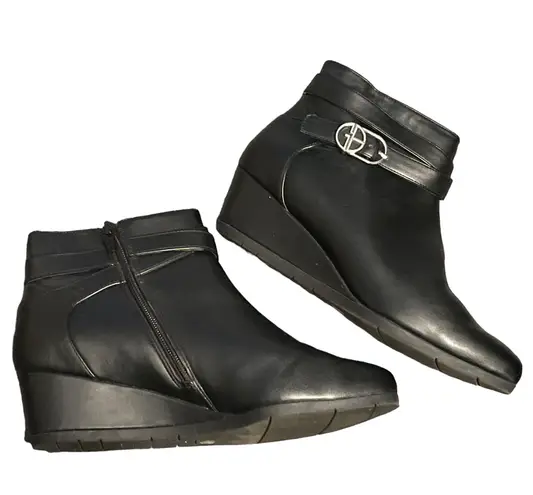Giani Bernini Zip Up Wedge Booties