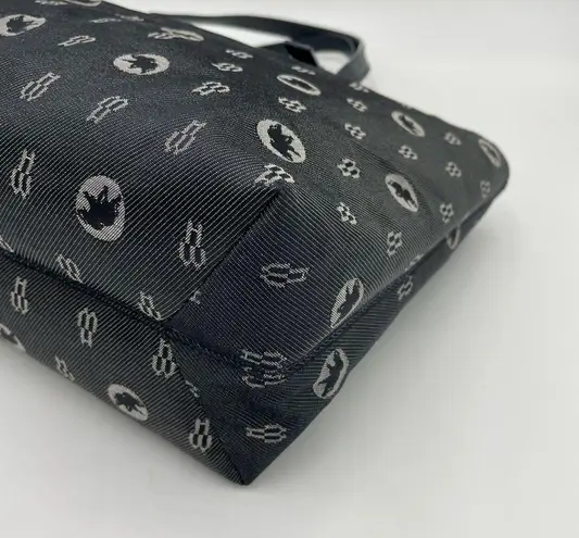 HUNTING WORLD MEDIUM TOTE